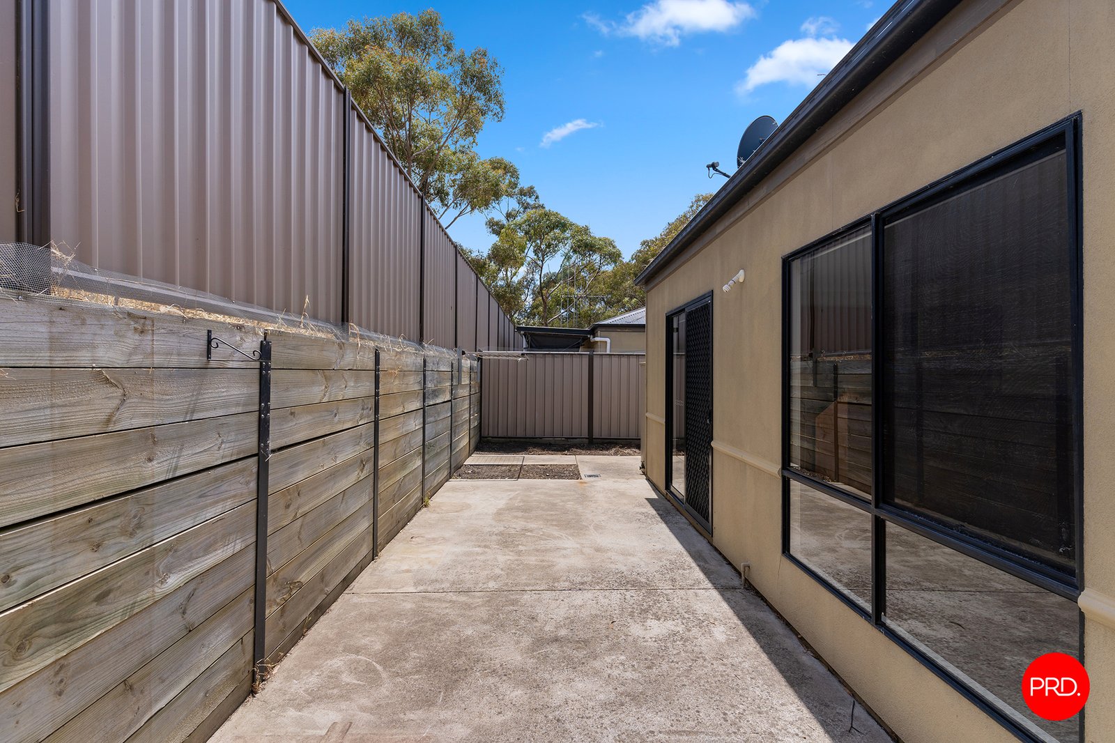 3/76 Chum Street GOLDEN SQUARE 12