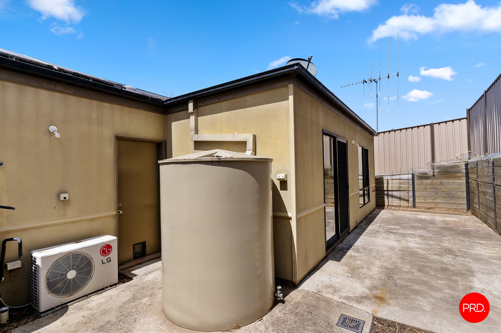 3/76 Chum Street GOLDEN SQUARE 13