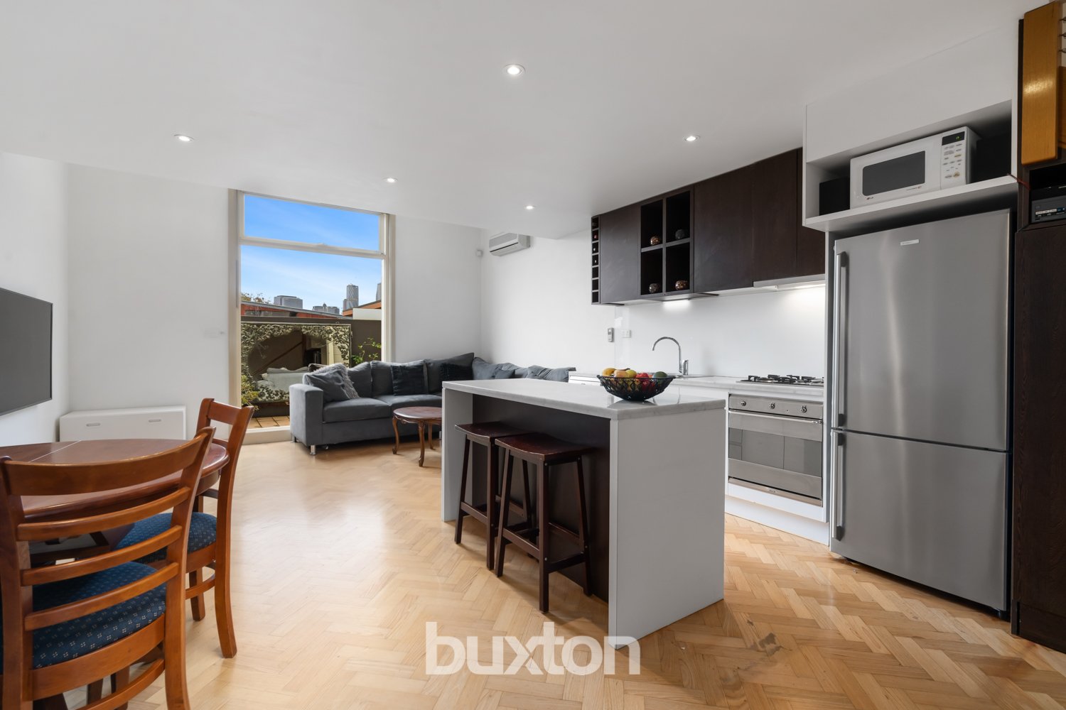 Gallery: 376 Dorcas Street