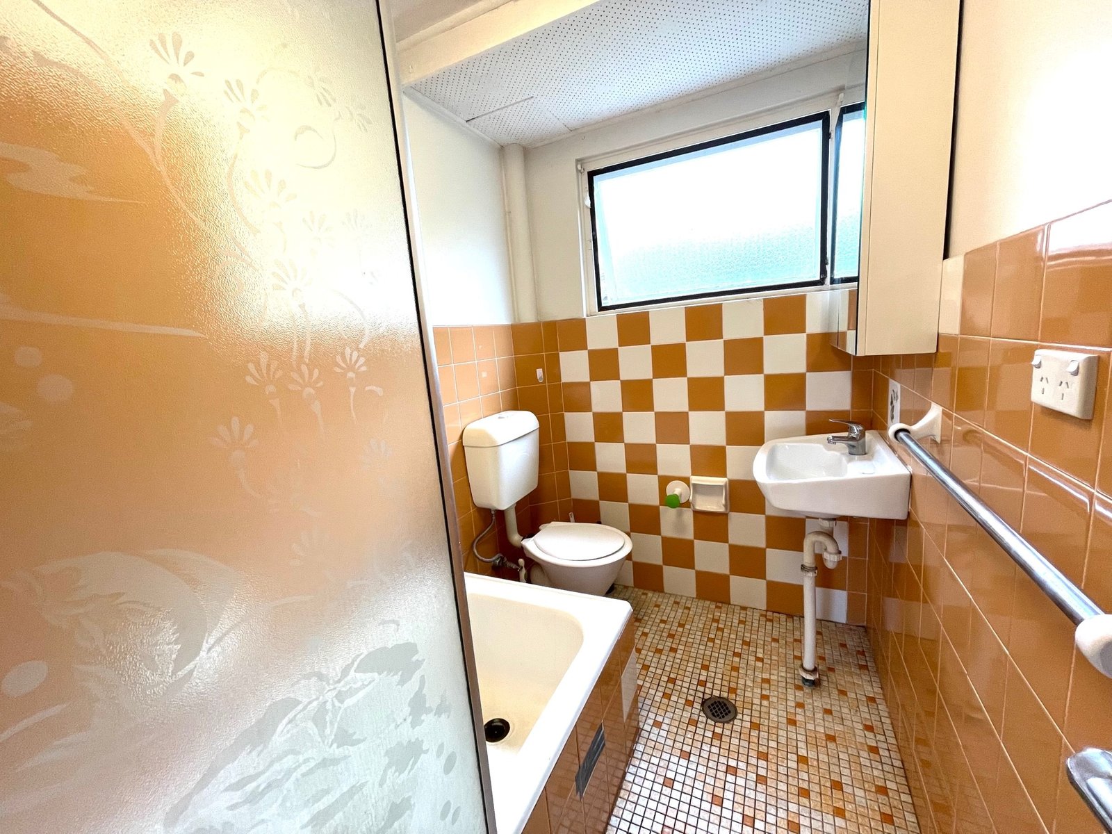 3/76 Garnet Street HURLSTONE PARK 5