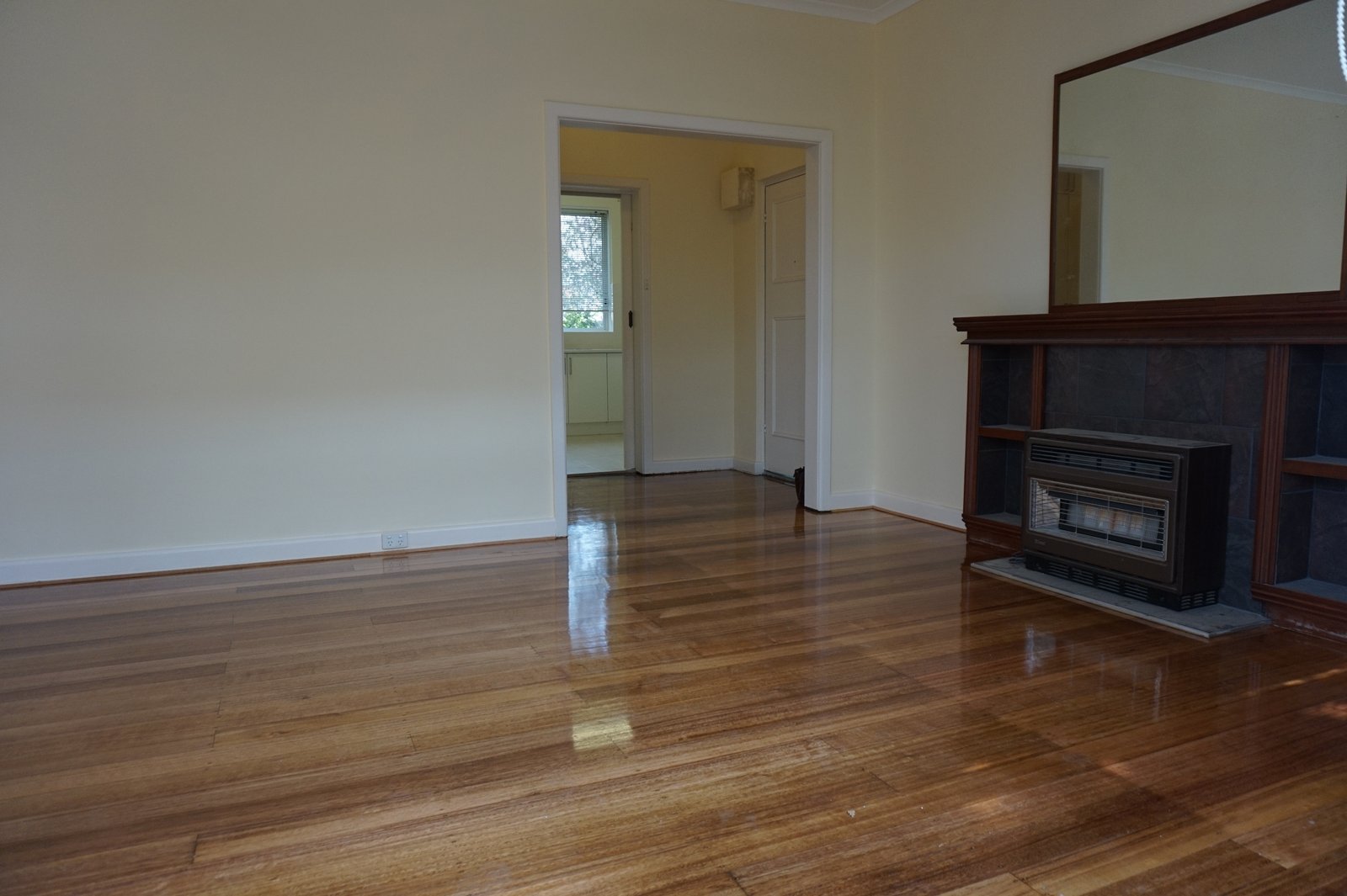 Gallery: 3/76 Orrong Road