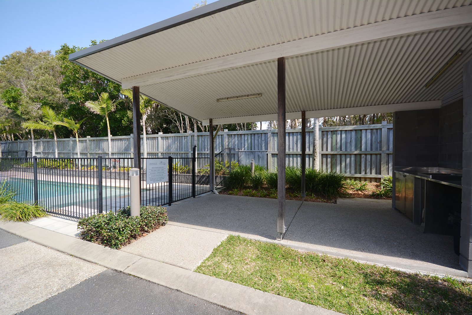 37/614-618 Casuarina Way CASUARINA 10