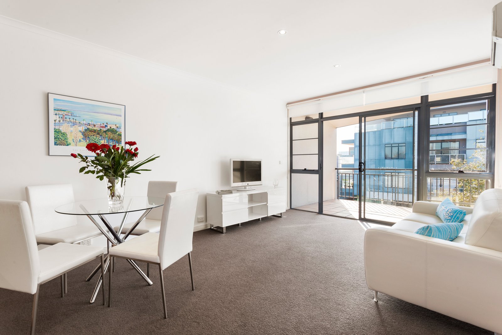 Gallery: 37/62 Wellington Street