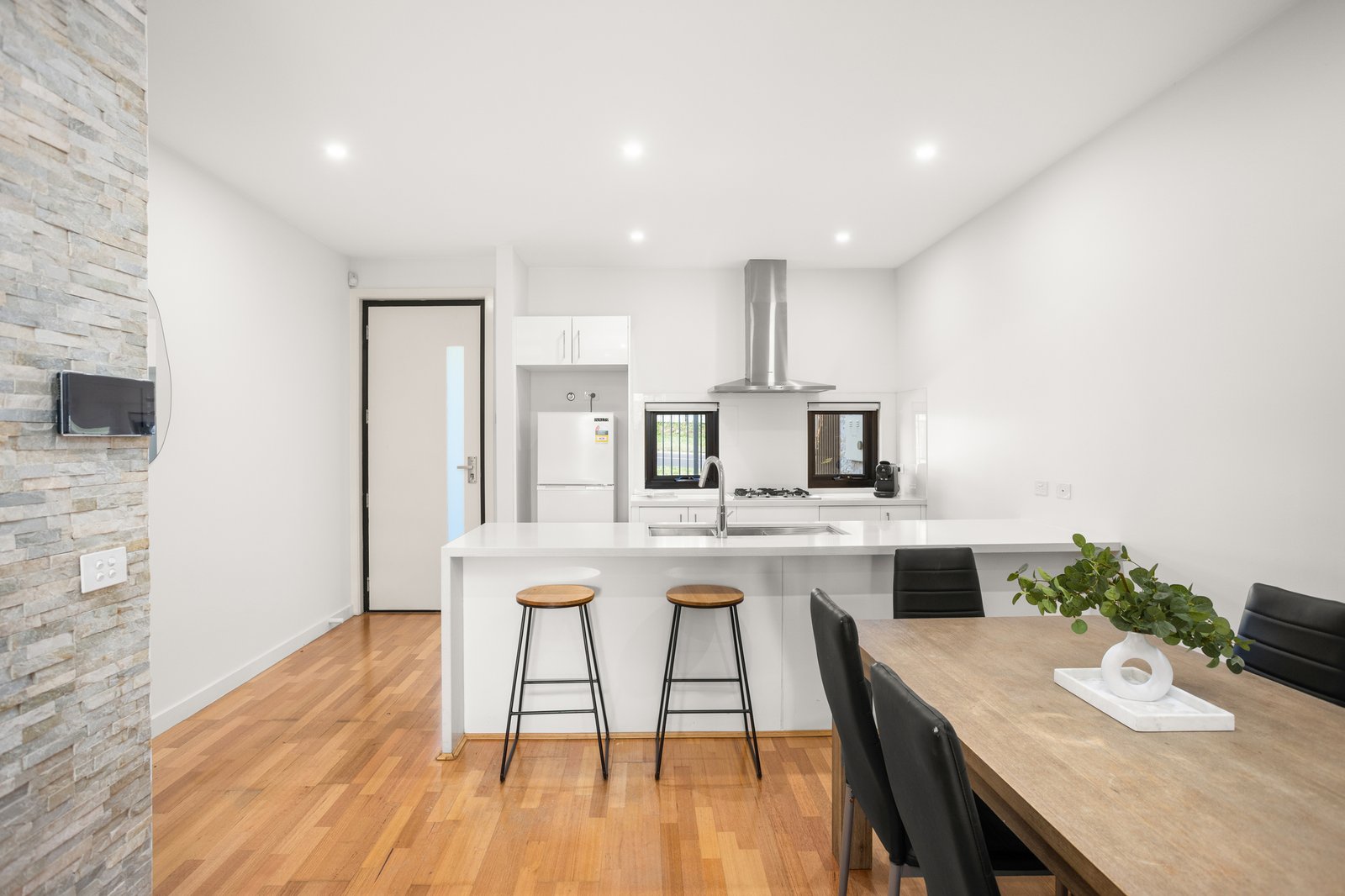 Gallery: 3/77 Atkinson Street