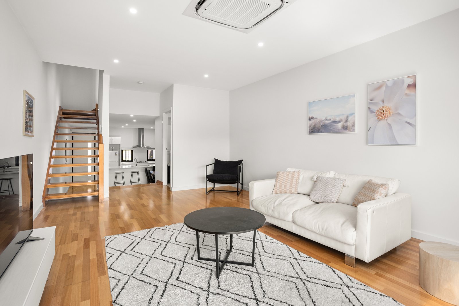 Gallery: 3/77 Atkinson Street
