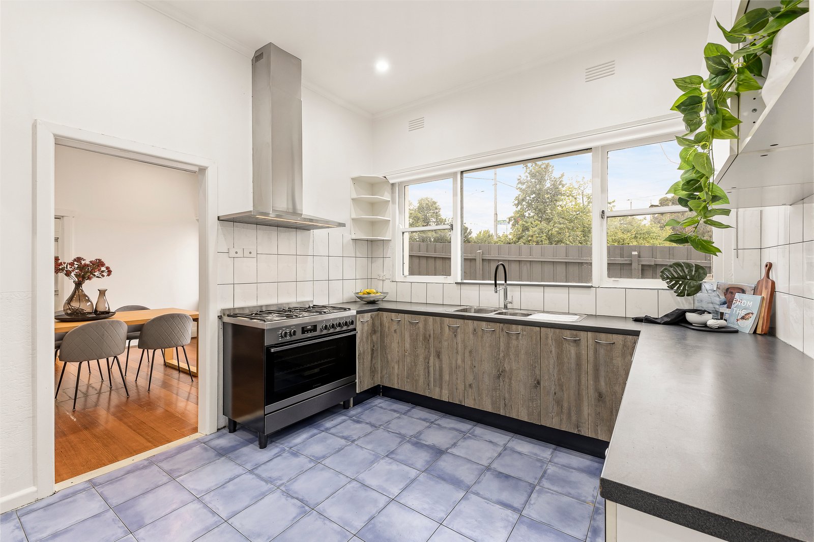 377 Burke Road, Glen Iris, 3146