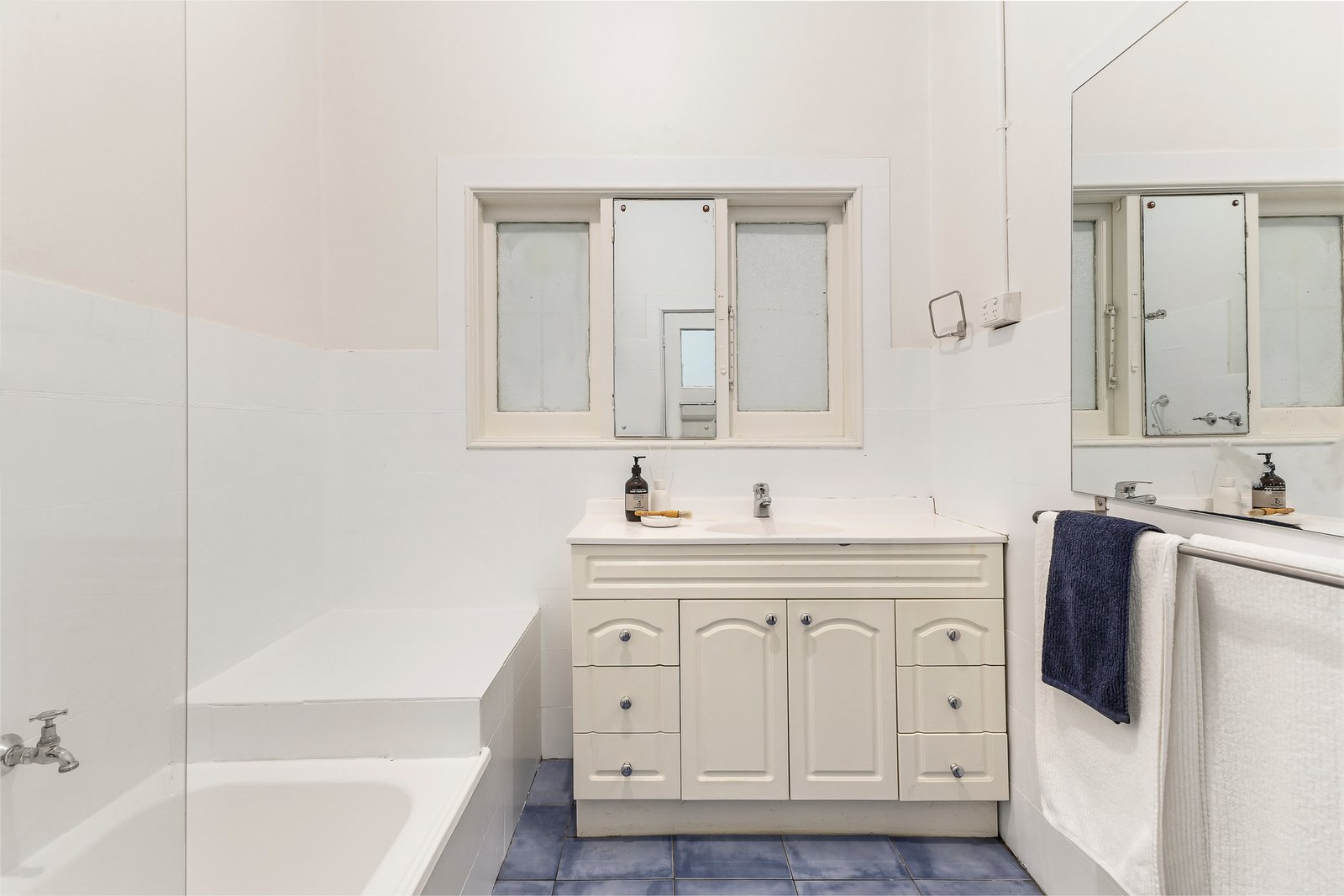 377 Burke Road, Glen Iris, 3146