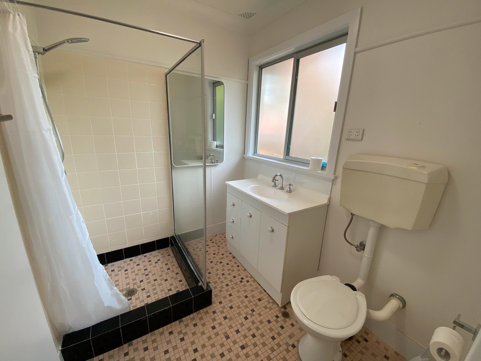 3/77 King Street WEST TAMWORTH 5