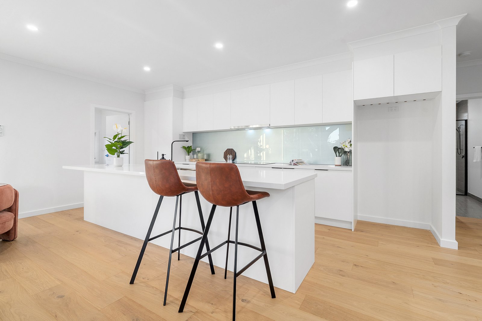 Gallery: 3/77 Larnook Crescent