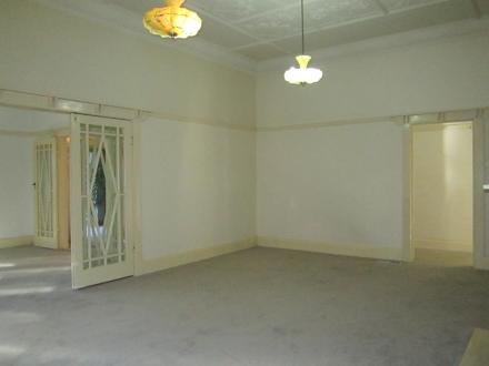 Gallery: 377 St Kilda Street
