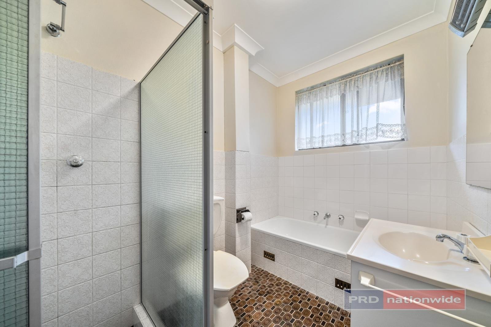 37/8-14 Swan Street REVESBY 4