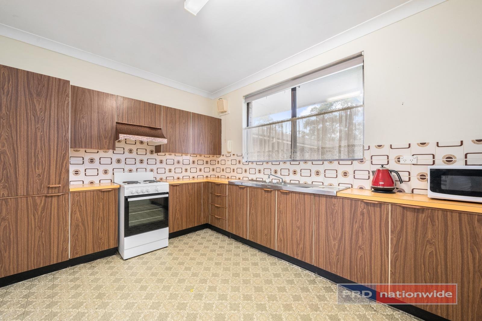 37/8-14 Swan Street REVESBY 5