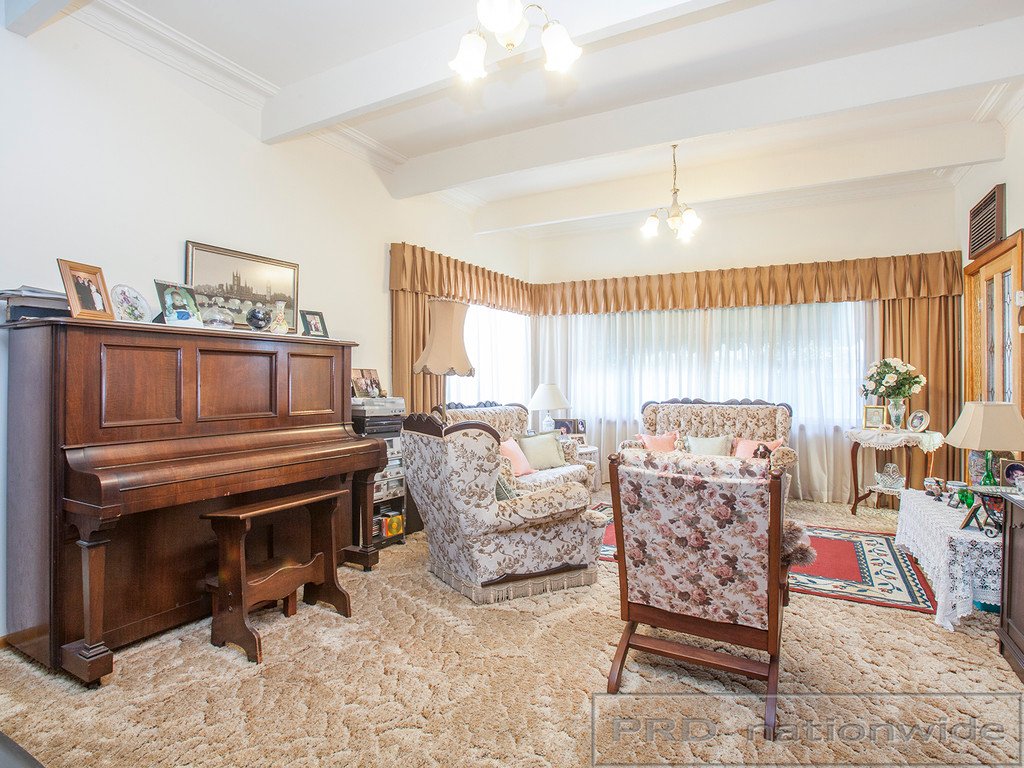 378 Lang Street KURRI KURRI 7