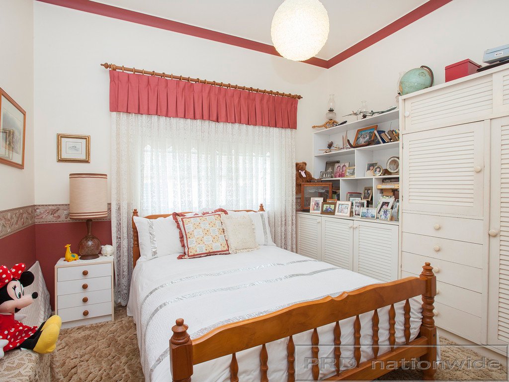 378 Lang Street KURRI KURRI 9