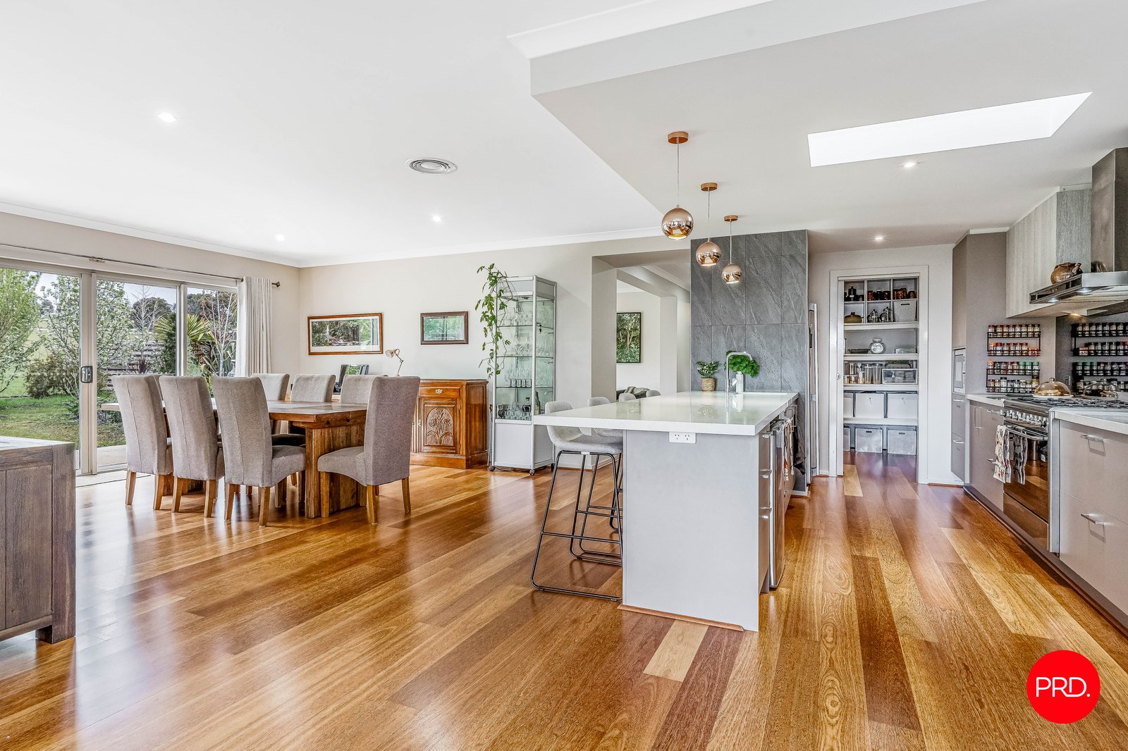 378 Pinjarra Drive LOCKWOOD SOUTH 9