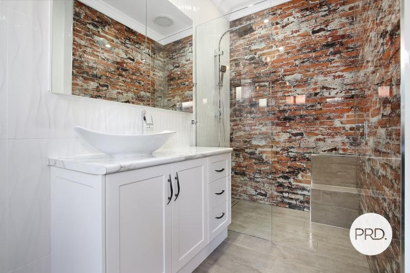 379 Amatex Street EAST ALBURY 5