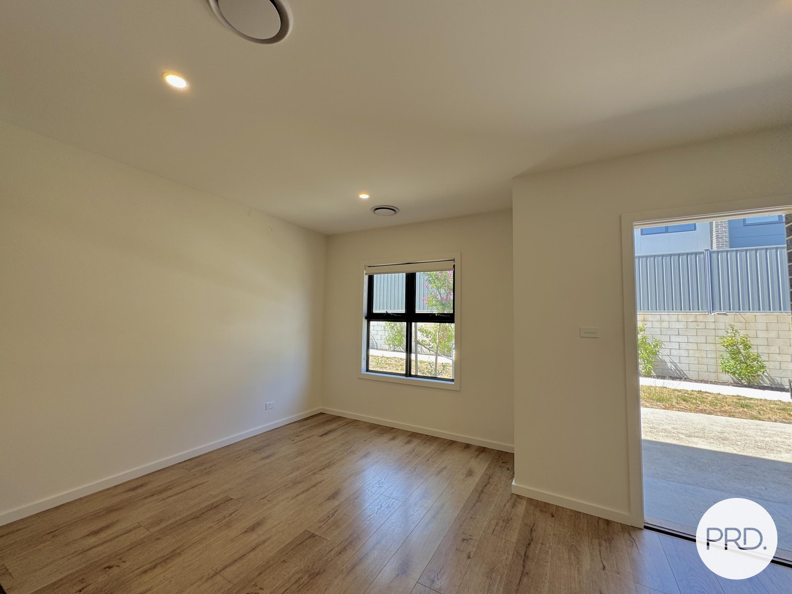 37/9 Thynne Street BRUCE 4