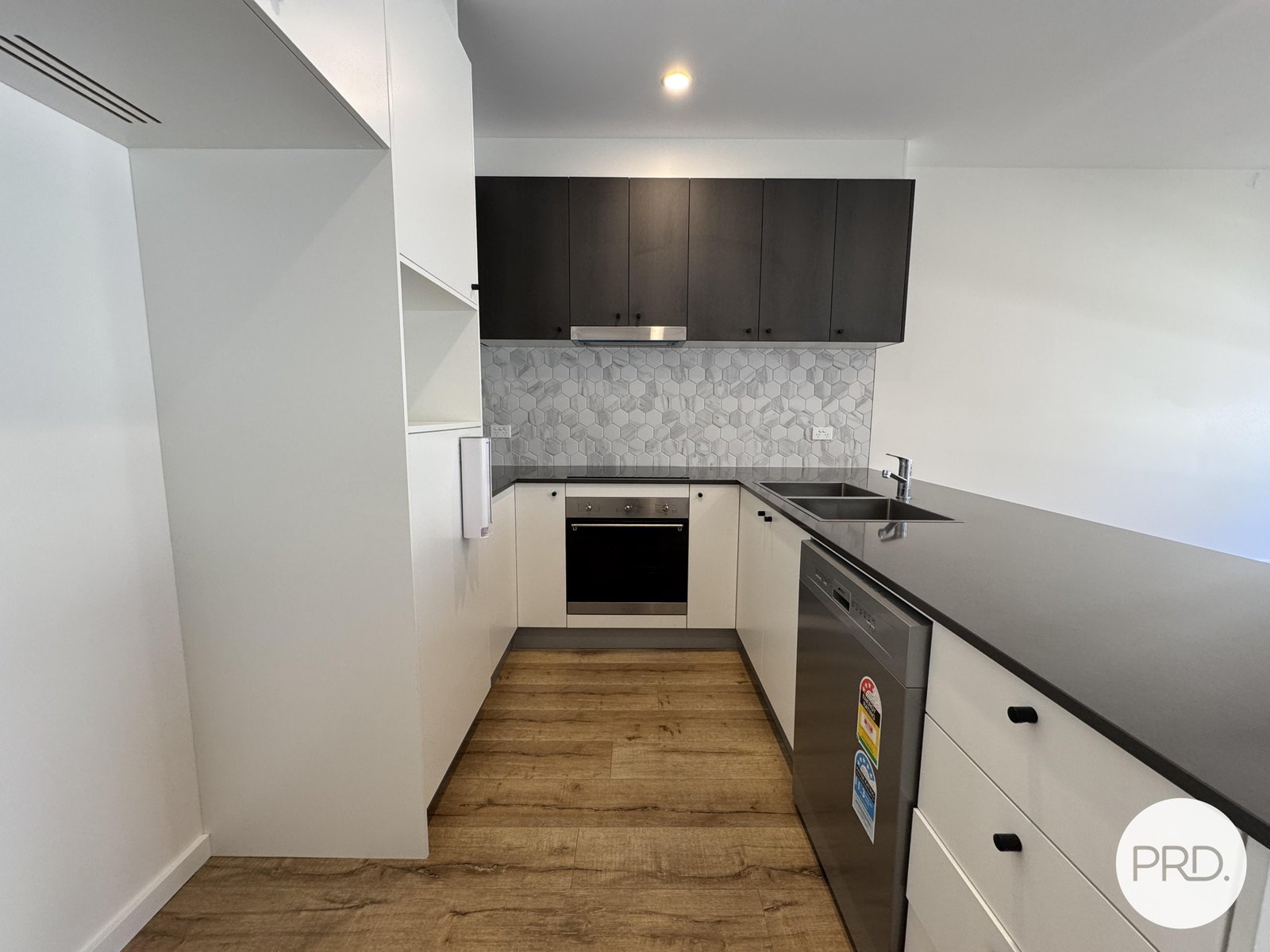 37/9 Thynne Street BRUCE 6