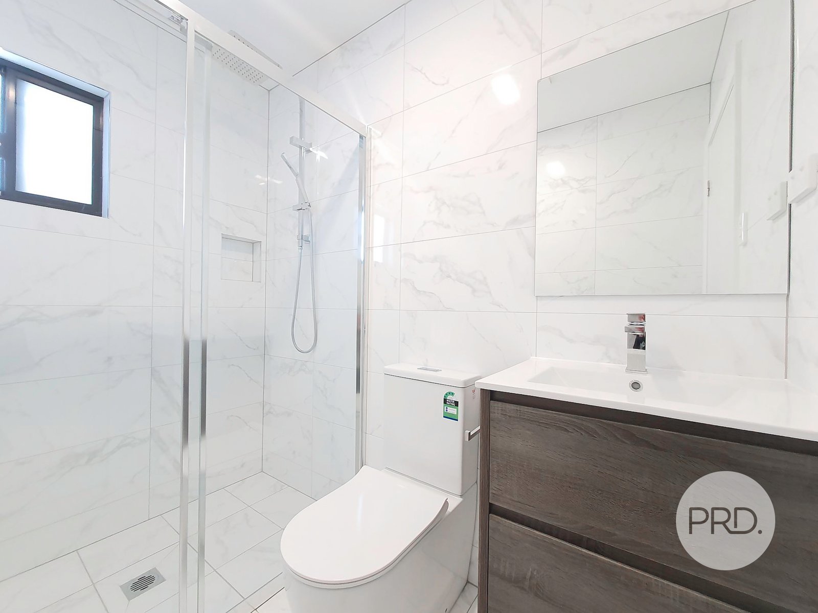 37A Farnsworth Avenue CAMPBELLTOWN 4