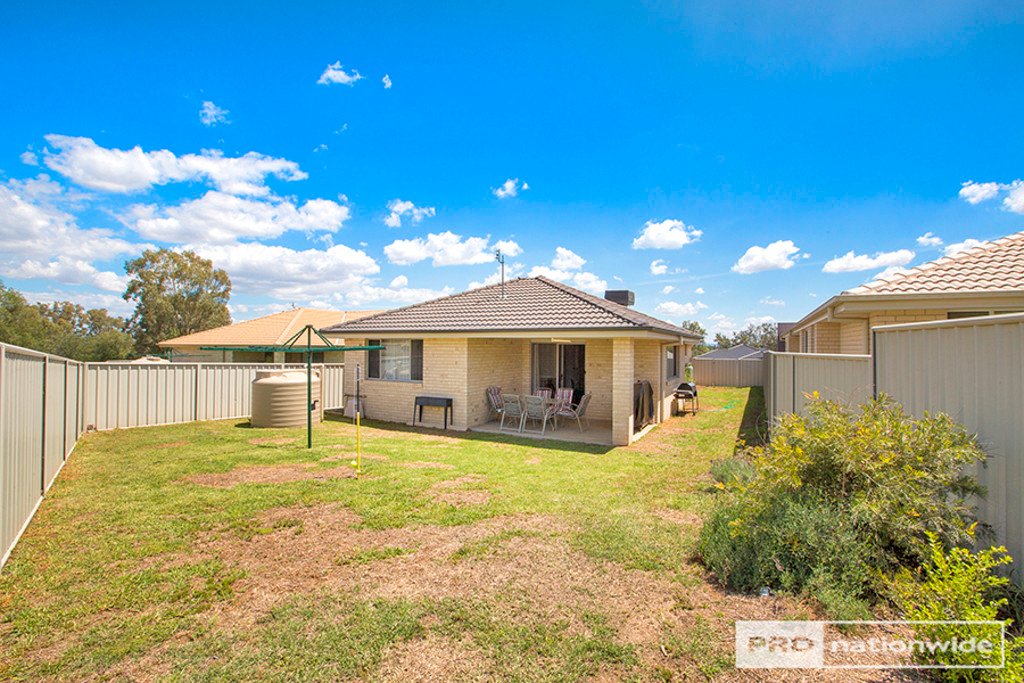 37A Higgins Lane TAMWORTH 2