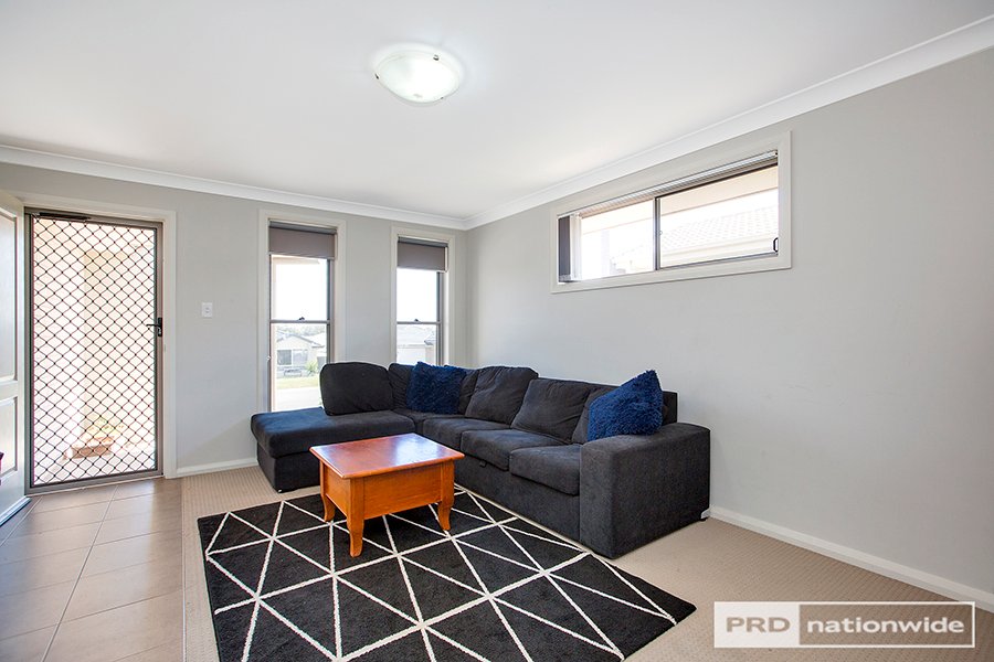 37A Higgins Lane TAMWORTH 3
