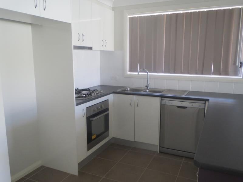 37a Higgins Lane TAMWORTH 1