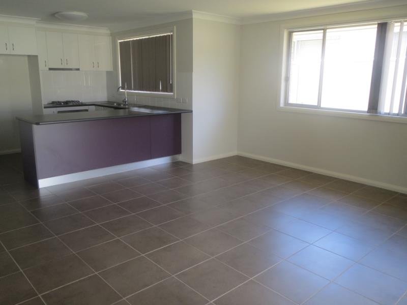 37a Higgins Lane TAMWORTH 4