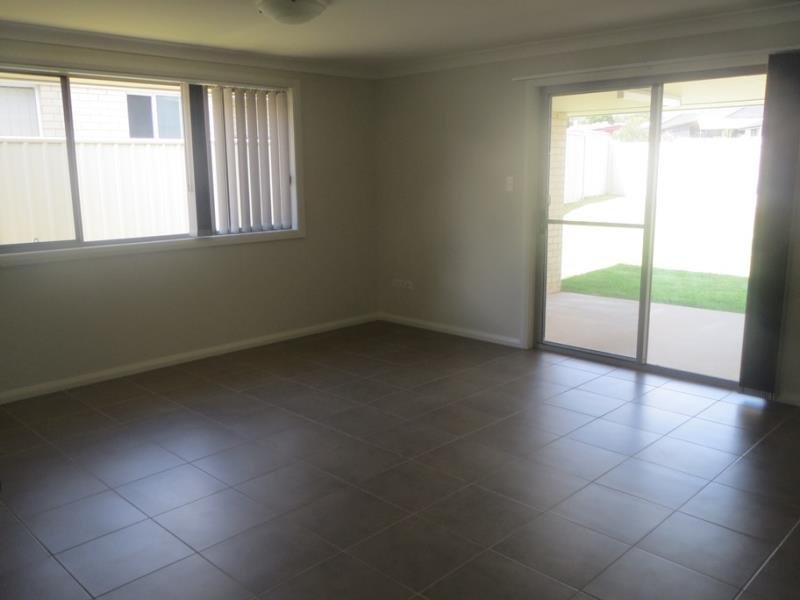 37a Higgins Lane TAMWORTH 5