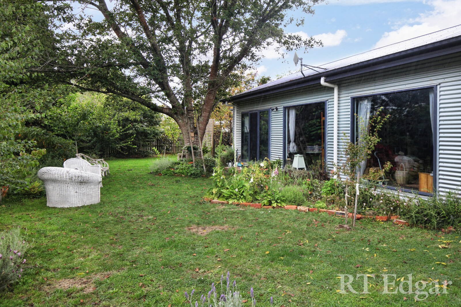 Real Estate and Property in 37A Market Street, Trentham, VIC