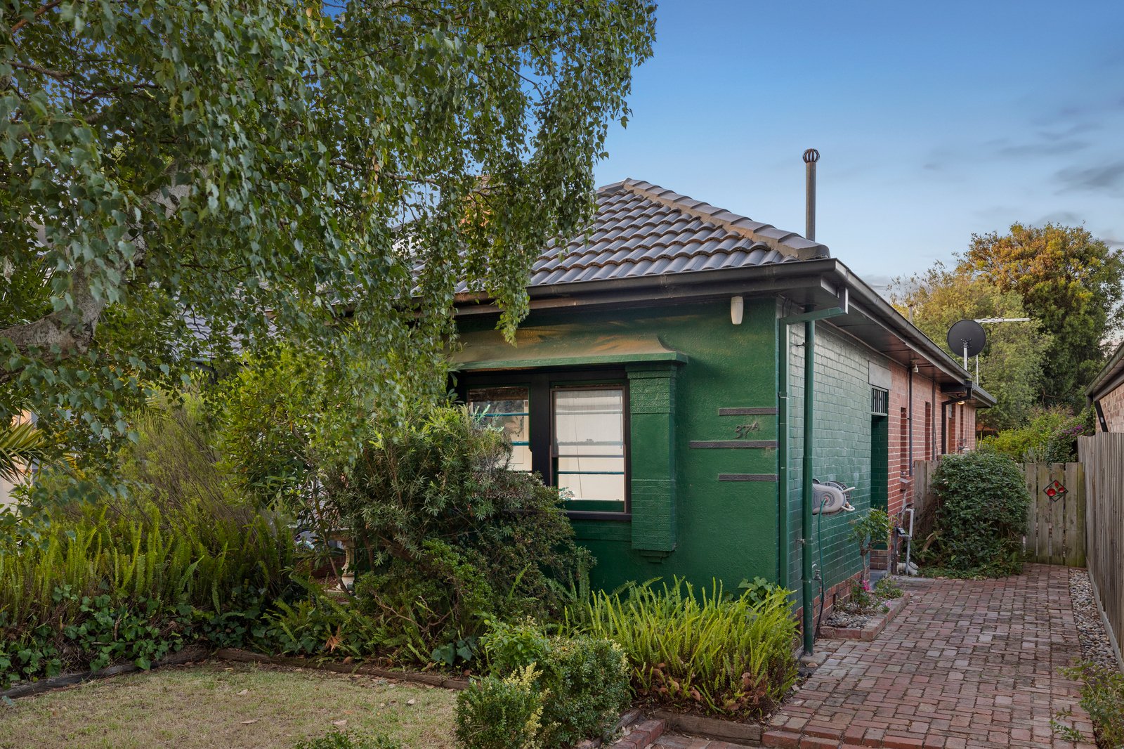 Gallery: 37A Oakleigh Road