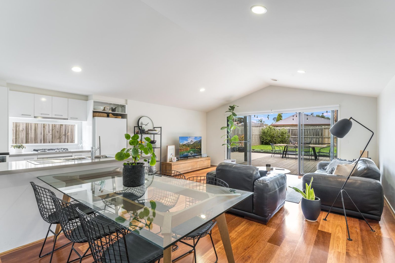 Gallery: 37B St Georges Road