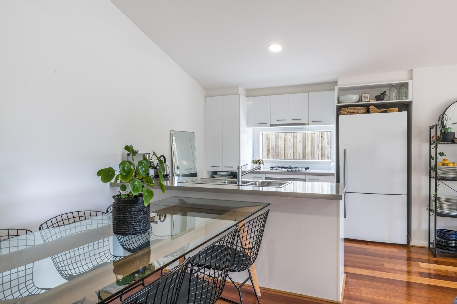 Gallery: 37B St Georges Road