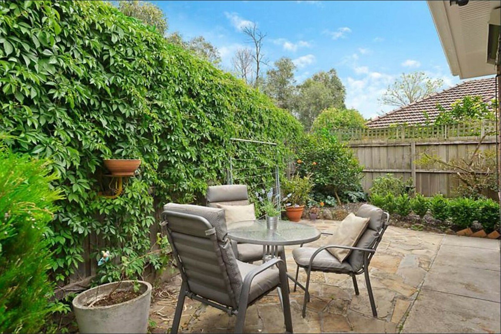 3/8-10 Hyslop Parade, Malvern East, 3145