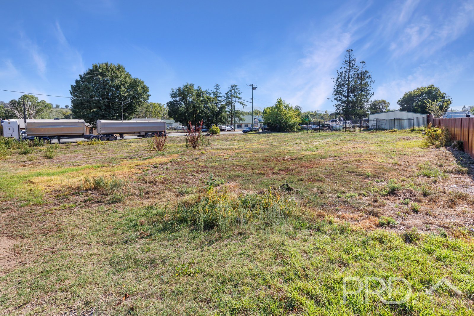 38-40 Adelong Road TUMUT 4