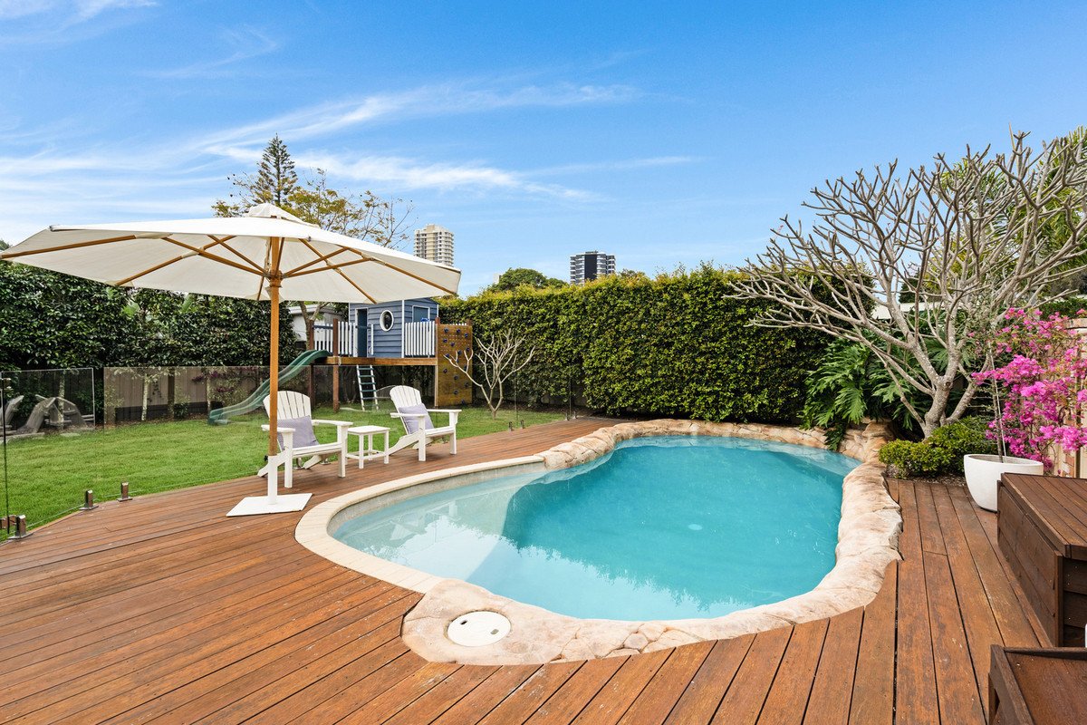 38 Acanthus Avenue Burleigh Heads 2