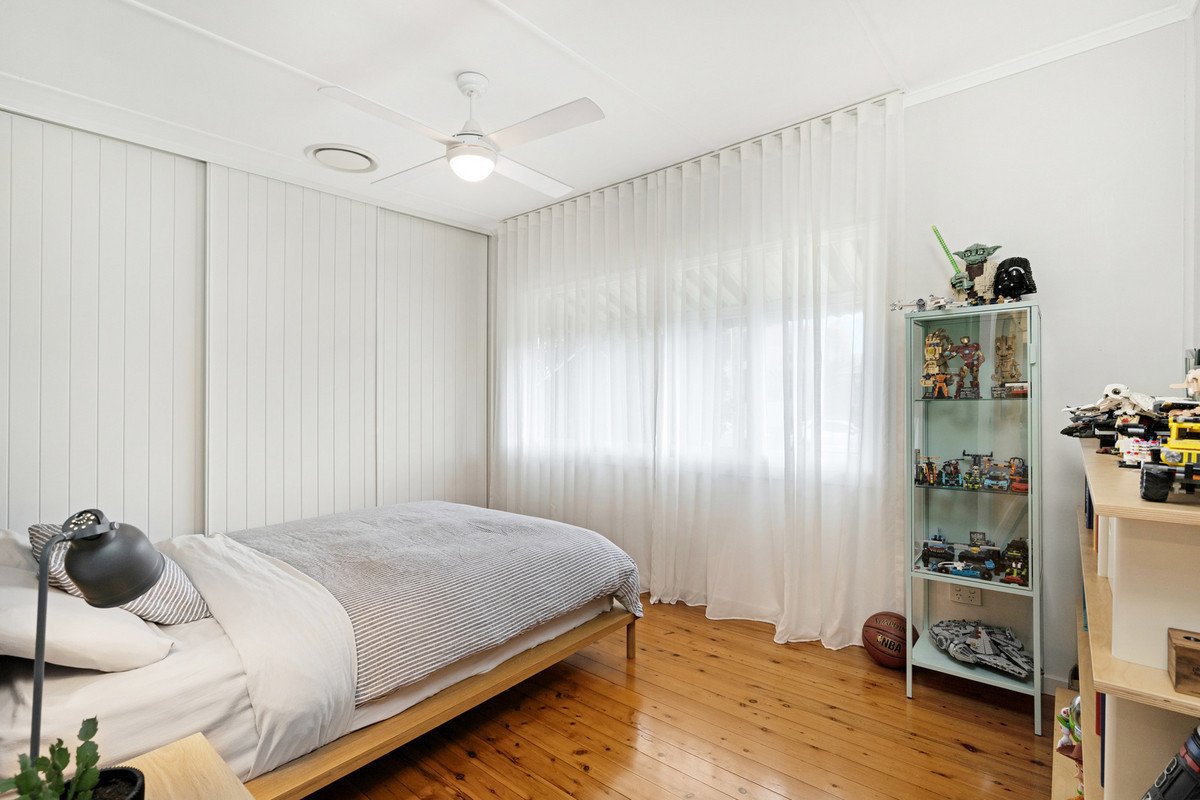 38 Acanthus Avenue Burleigh Heads 11