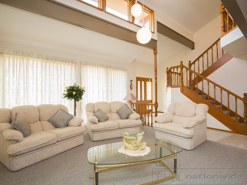 38 Adele Crescent ASHTONFIELD 2