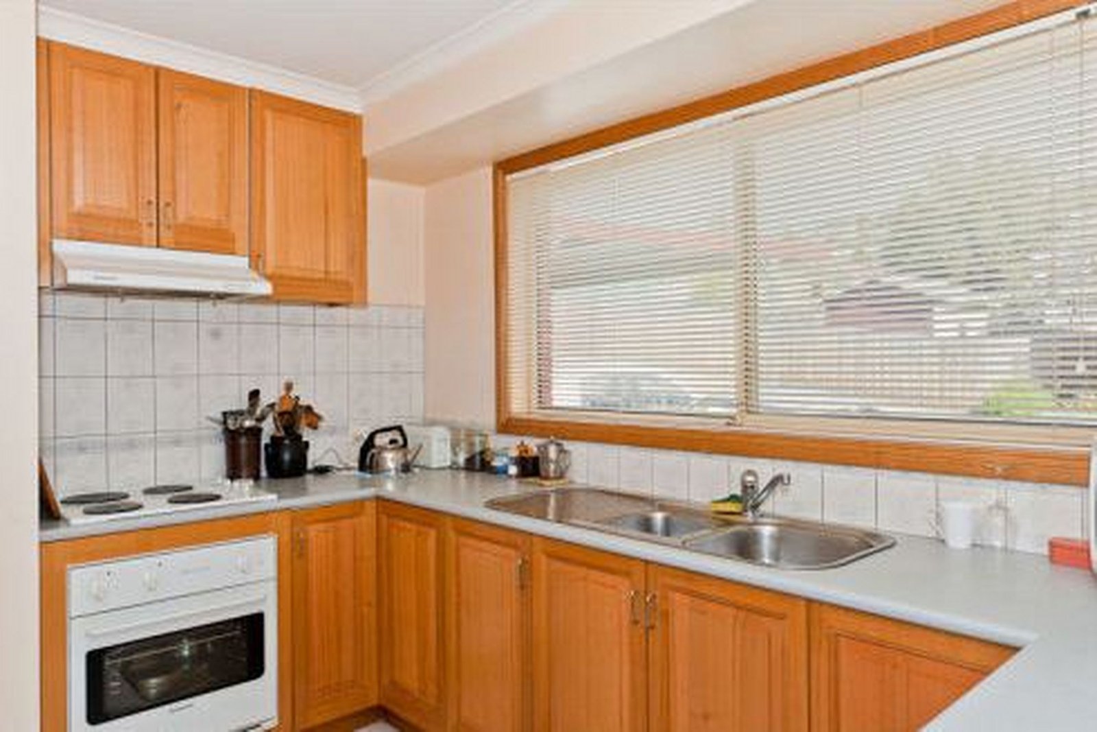 3/8 Albert Road MOONAH 2