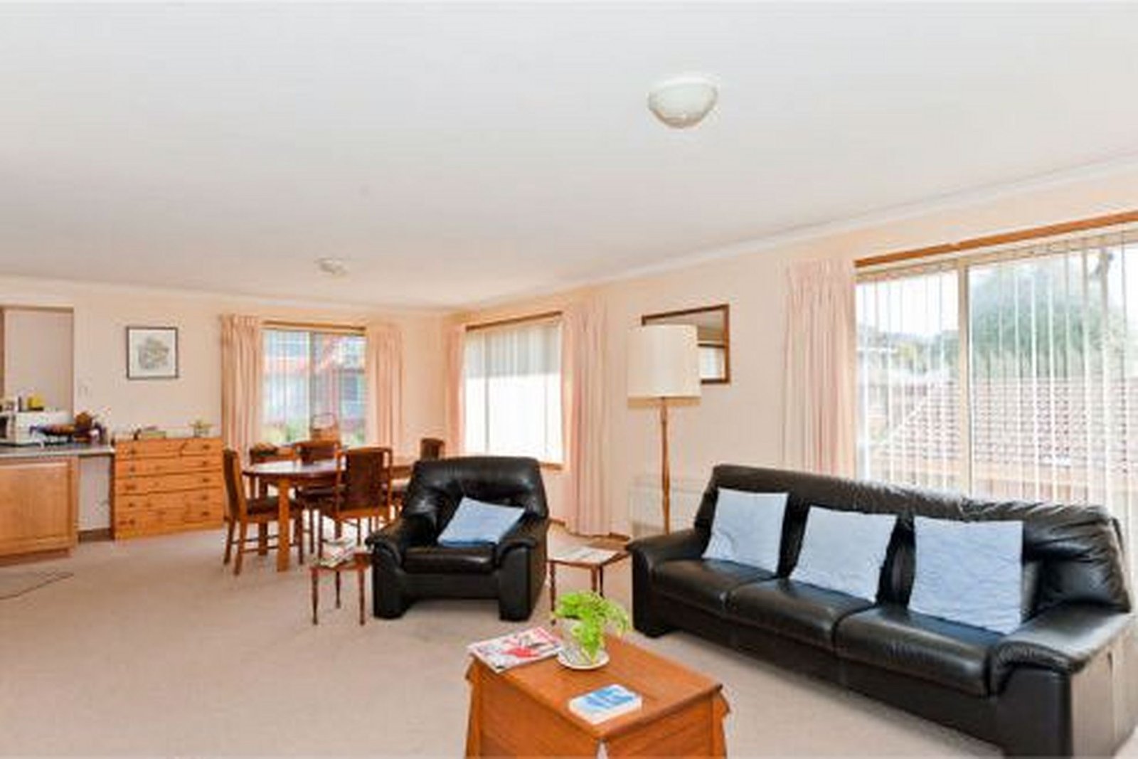 3/8 Albert Road MOONAH 4