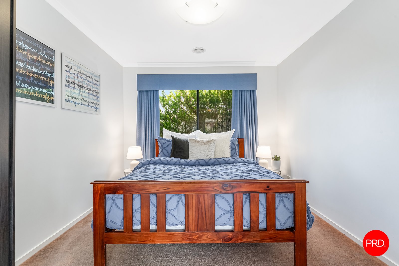 38 Alexander Close STRATHFIELDSAYE 12