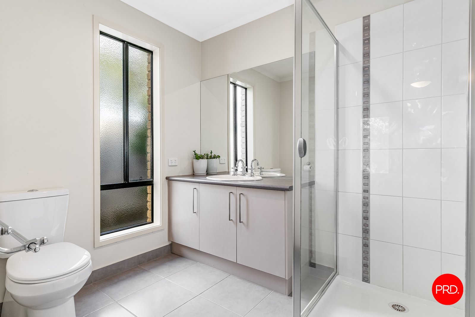 38 Alexander Close STRATHFIELDSAYE 15