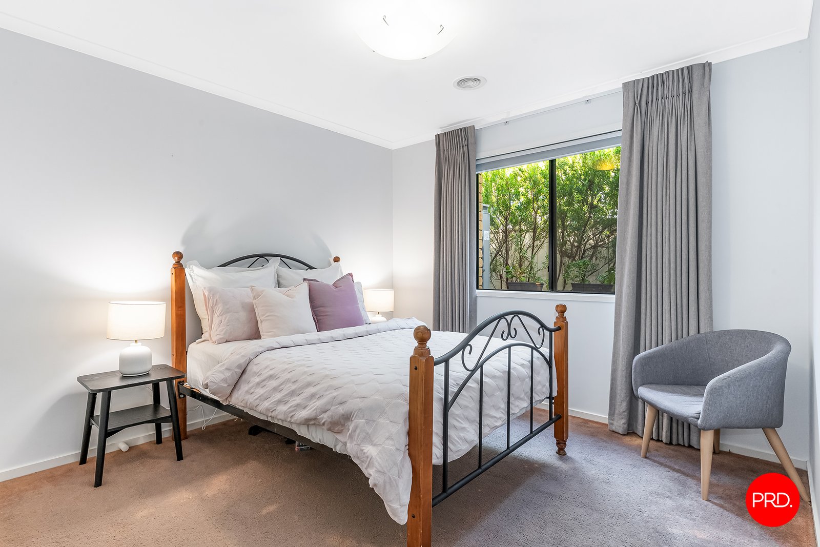 38 Alexander Close STRATHFIELDSAYE 16