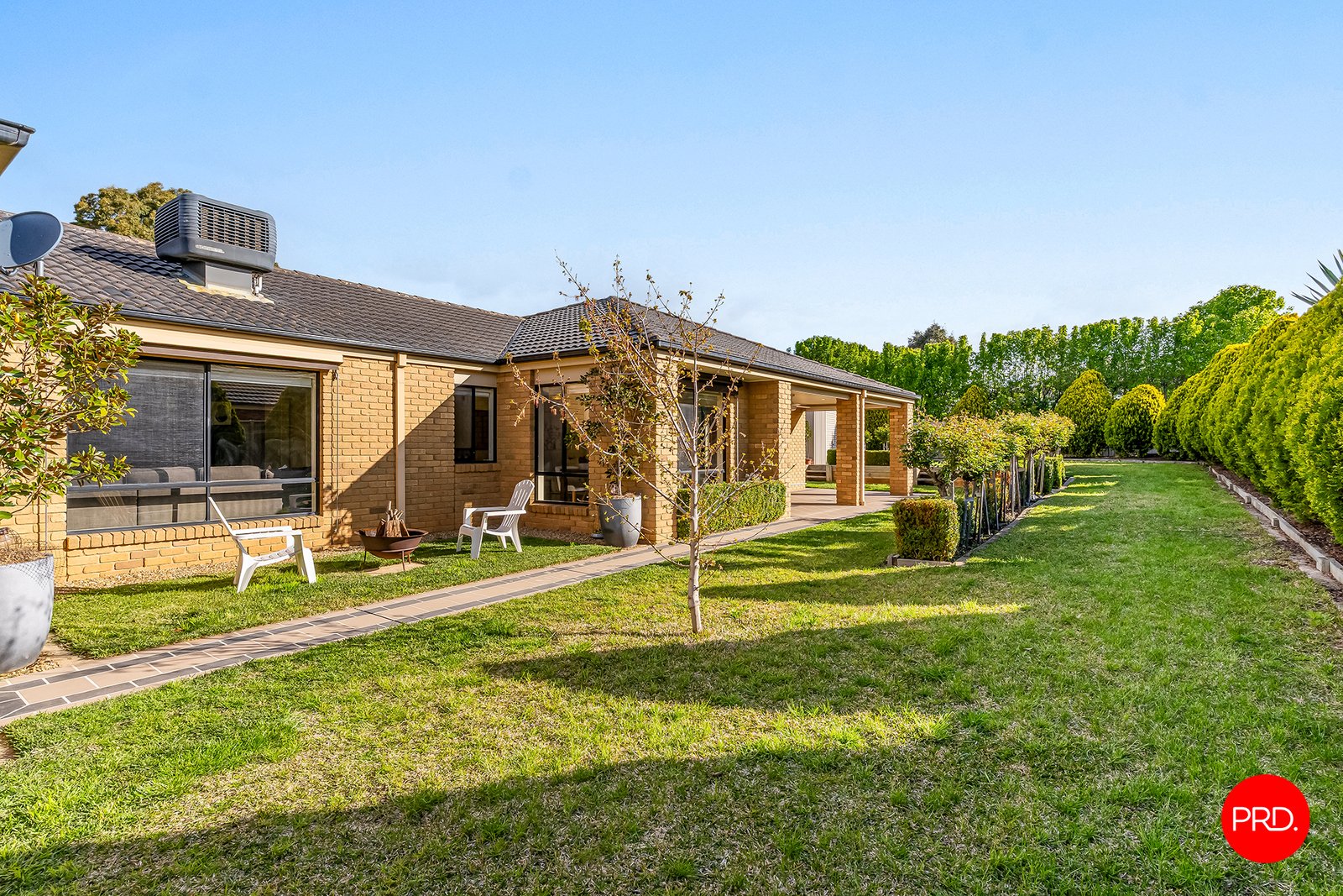 38 Alexander Close STRATHFIELDSAYE 22