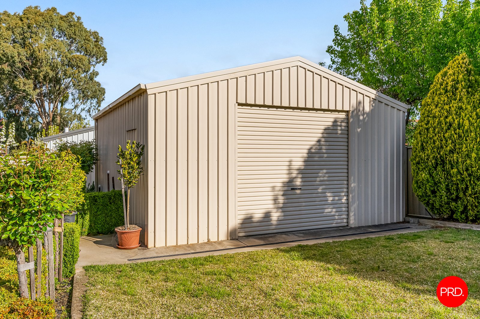 38 Alexander Close STRATHFIELDSAYE 23