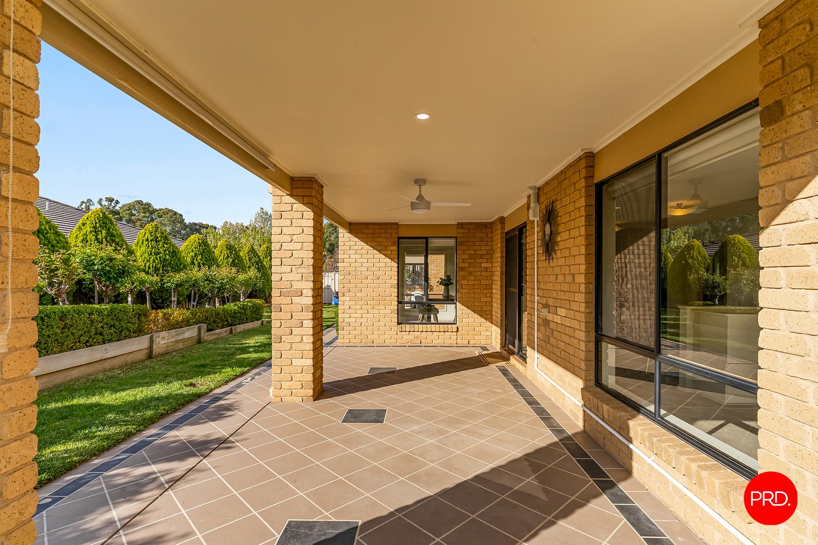 38 Alexander Close STRATHFIELDSAYE 24