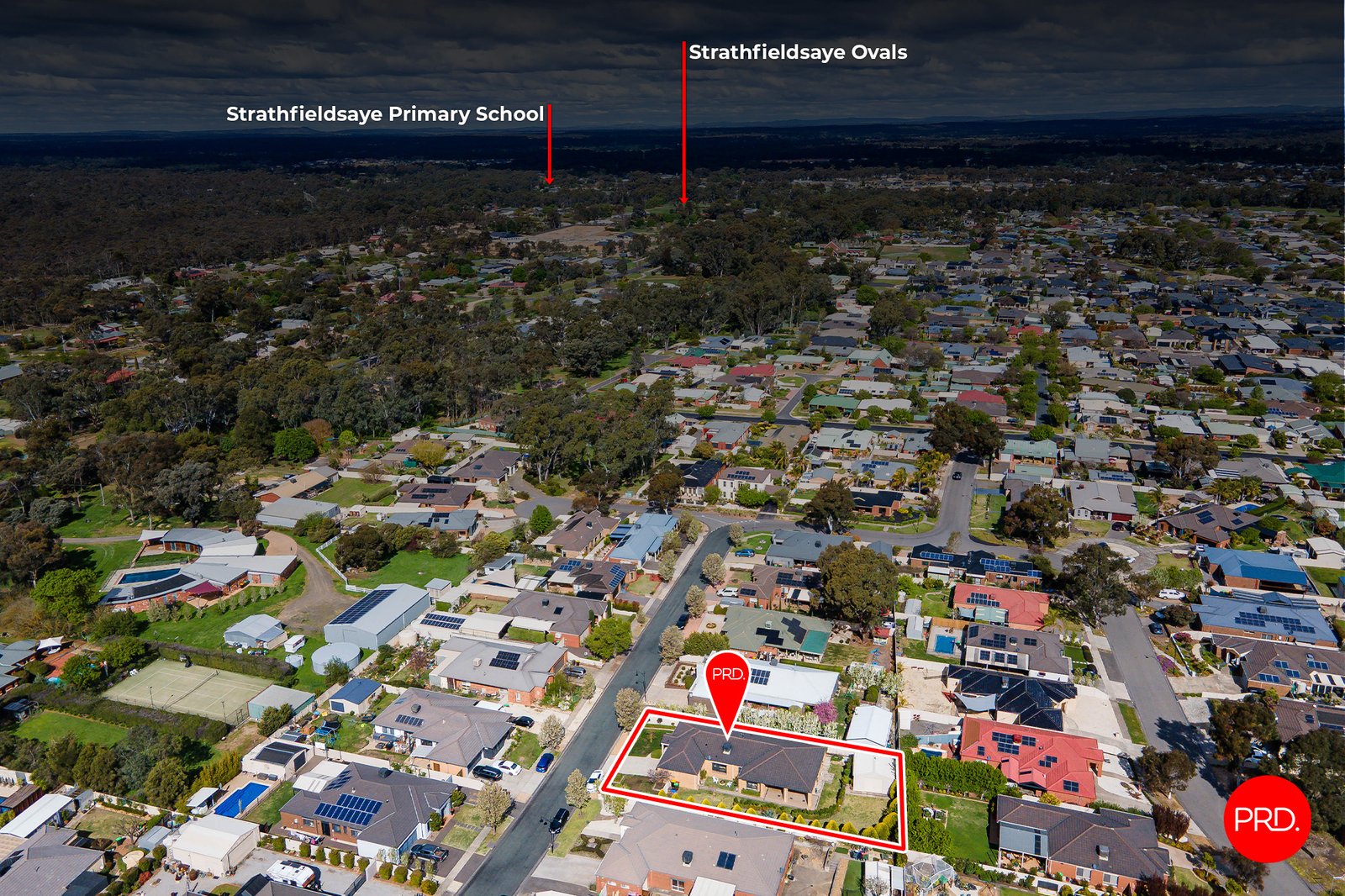 38 Alexander Close STRATHFIELDSAYE 27