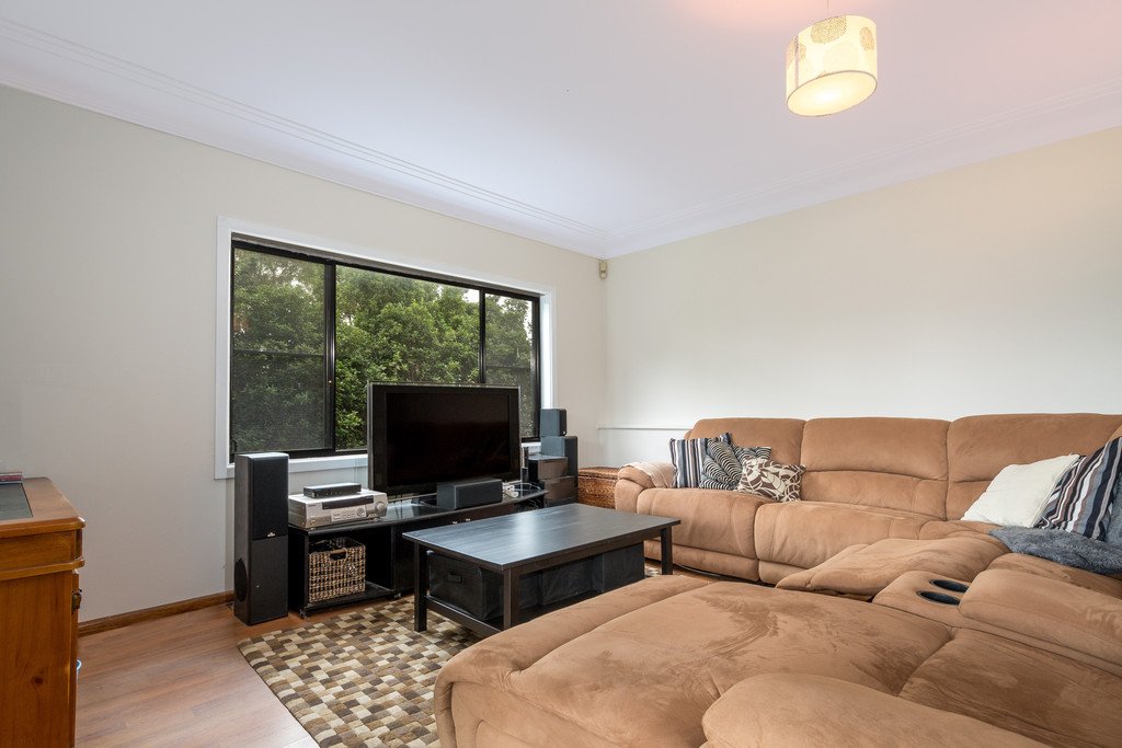 38 Amaral Avenue DAPTO 7