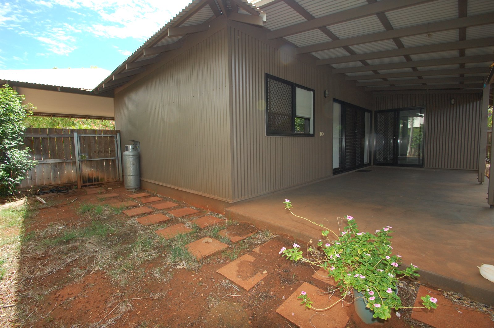 38 Anne Street BROOME 11