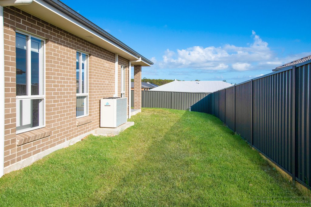 38 Arrowfield Street CLIFTLEIGH 16