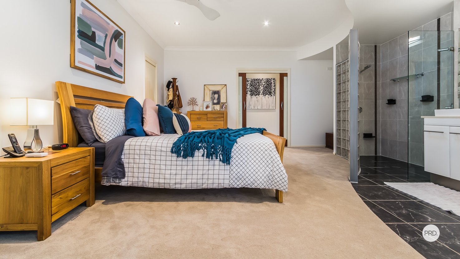 38 ATTENBOROUGH Circuit REDLAND BAY 28